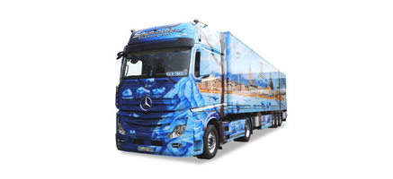 Mercedes-Benz Actros Gigaspace refrigerated semitrailer